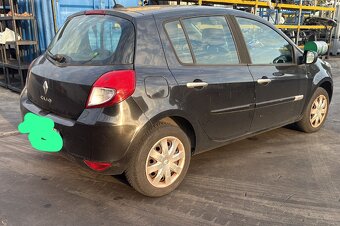 NARAZNIK KAPOTA SVETLO BLATNIK RENAULT CLIO 3 09- - 2