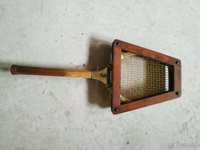 Predám luster, žehličku, raketu a batériu - 2