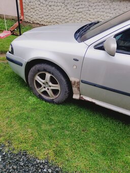 Predám škodu Octaviu 1.9 81kw - 2