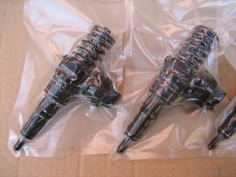 Vstrekovacie trysky 1.9 TDI 77kW BLS 038130073BN - 2