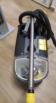 Predám tepovač Kärcher Puzzi - 2