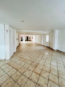 Predaj/Prenájom RD - budova (obchodné priestory) Sečovce - 2