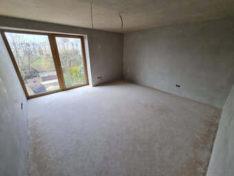 IDEÁLNE STROJOVÉ OMIETKY A STIERKY - 2