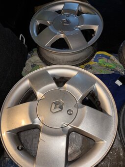 Predam disky na Renault 4x100 R15 - 2