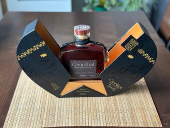 Cannibal Premium Rum – Heart 40% 0,7l GB - 2