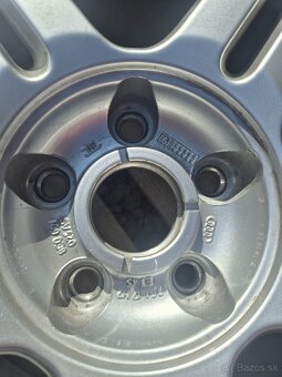 8E0 601 025 AS ( originálny 17" hliníkový disk Audi) - 2