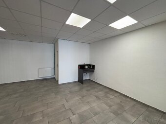 Zrekonštruované obchodné/administratívne priestory v centre - 2