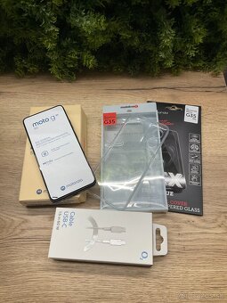 Motorola Moto G35 256GB, Čierna - nový - 2