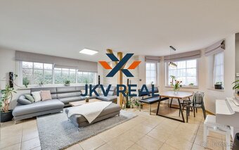 Luxusný bungalov Smolenice s bazénom, výhľadmi a súkromím. - 2