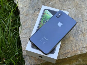iPhone XS 256GB 100% Batéria - 2