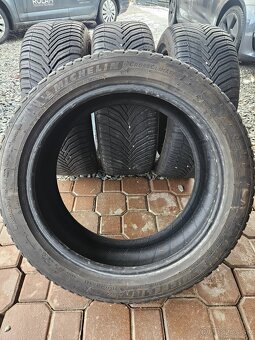 235/45 R18 Michelin Crossclimate 2 - 2