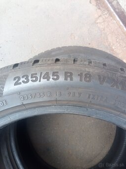 235/45 R18 98 V Continental TS850 - 2