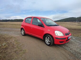 Toyota Yaris 1.0 benzín - 2