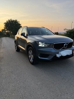 Volvo XC40 2019 d3 110kw manuál - 2
