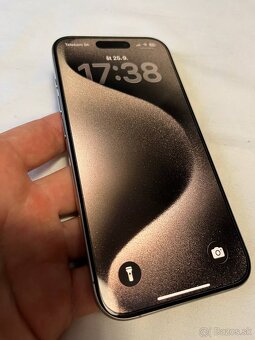 iPhone 15 pro 256gb, v stave nového bez poškodenia - 2