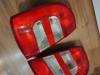 Škoda fabia zadné svetlá - 2