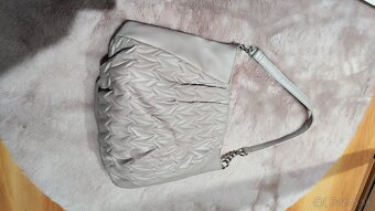 Balík dámskeho oblečenia - 2