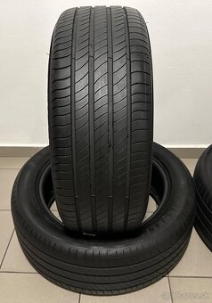 Letné pneu MICHELIN Pilot Primacy 4 235/50 R19 - 2
