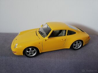 1:18 PORSCHE 911 Bburago - 2
