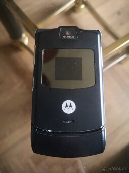 Motorola RAZR V3 - 2