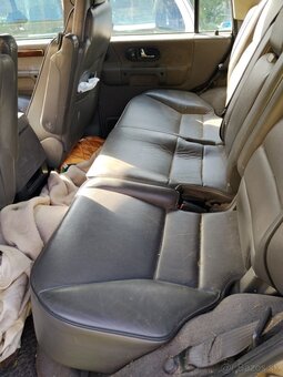 Land Rover - 2
