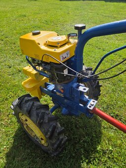 Predam malotraktor Agzat - 2