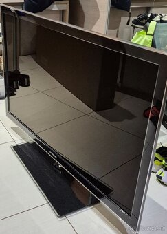 Predam Samsung TV 37" za dobru cenu - 2