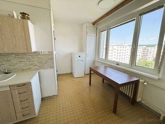 Zvolen, Západ – priestranný 2-izb. byt s balkónom, 64 m2 - 2