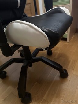 Herna stolička DxRacer Valkyrie - 2