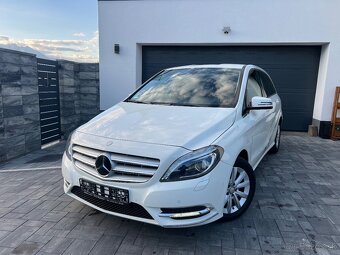 Mercedes B180 90kw Automat Benzin - 2