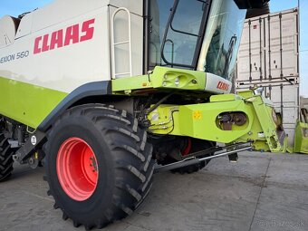 Sklízecí mlátička Claas Lexion 560, žací lišta V750 Vario, d - 2