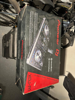 2ks repro FBT X-Lite 12A /stojany/, Pioneer XDJ-R1,mikrofony - 2