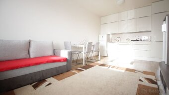 JÉGEHO - 2 iz. byt, 640,- eur vr. energií, (vhodný pre ŠTUD - 2
