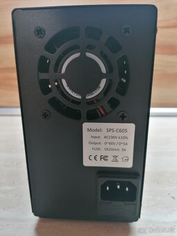 Laboratórny DC zdroj nastaviteľný 0 - 60V , 0 - 5A - 2