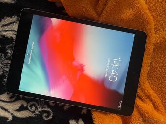 iPad mini 3 a Apple Watch series 3 - 2