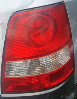 Predam predne a zadne svetla kia sorento - 2