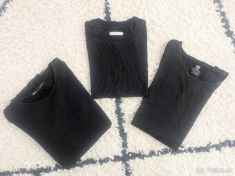 Balík čiernych tričiek - 2