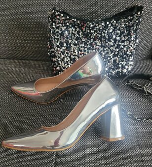 Strieborne lodicky + flitrovana kabelka - 2