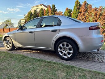 Predám alfa romeo 159 1.9jtd 110kw - 2