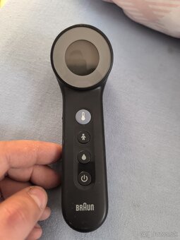 Digitálny bezkontaktný teplomer - 2