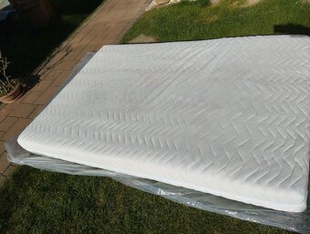 Predám matrac 140x200cm - 2