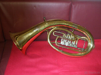 Barytón Červený - Hradec Králové - 2