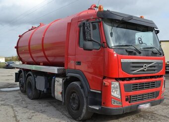 9214 - Volvo FM 330 - 6x2 - Fekální vůz – EEV – EURO 5/6 - 2
