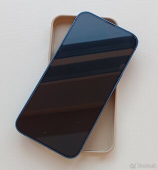 iPhone 13 128 GB modrý - 2