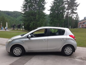 HYUNDAI i20, TK do 27.3.2027, KLÍMA, ISOFIX, cúvacie senzory - 2
