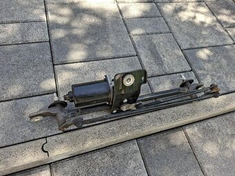 Motor na stierače - 2