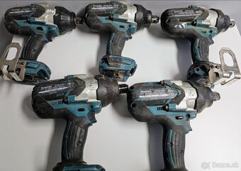 Makita DTW1001 rázový uťahovak - 2
