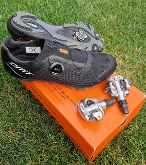 Cyklo tretry DMT KM4 + pedale Shimano SPD veľkosť 42 - 2