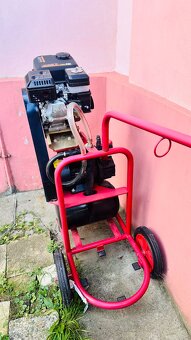 Predám mobilnú dojacu jednotku na hovädzí dobytok - 2