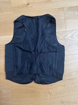 chlapcenska slavnostna vesta 10 rokov - 2